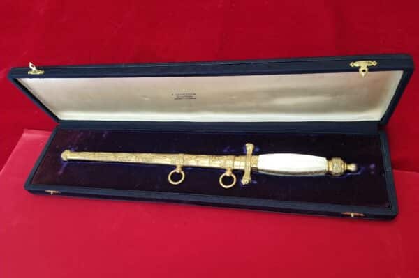 Cased Presentation Italian Naval Cadet Gold Plated Dagger (32514)
