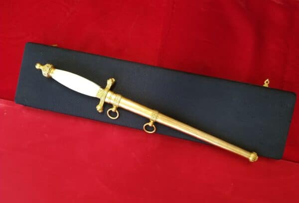 Cased Presentation Italian Naval Cadet Gold Plated Dagger (32514) - Image 4