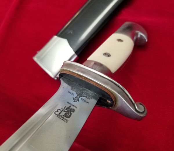 TENO Subordinate by Carl Eickhorn (32508) - Image 6