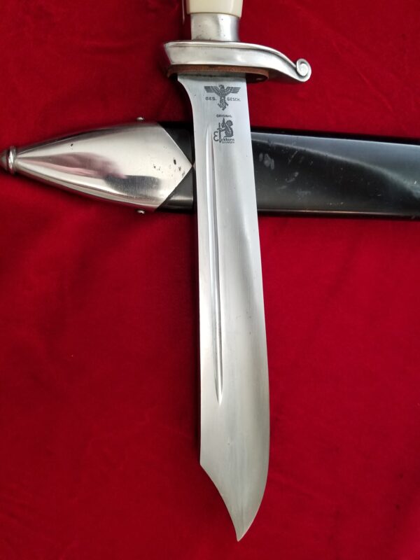 TENO Subordinate by Carl Eickhorn (32508) - Image 3
