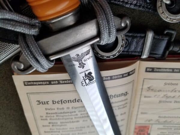 TENO Leader Dagger by Carl Eickhorn w/Portepee, Leather Hangers and Owner’s Membership Book (32640) - Image 11