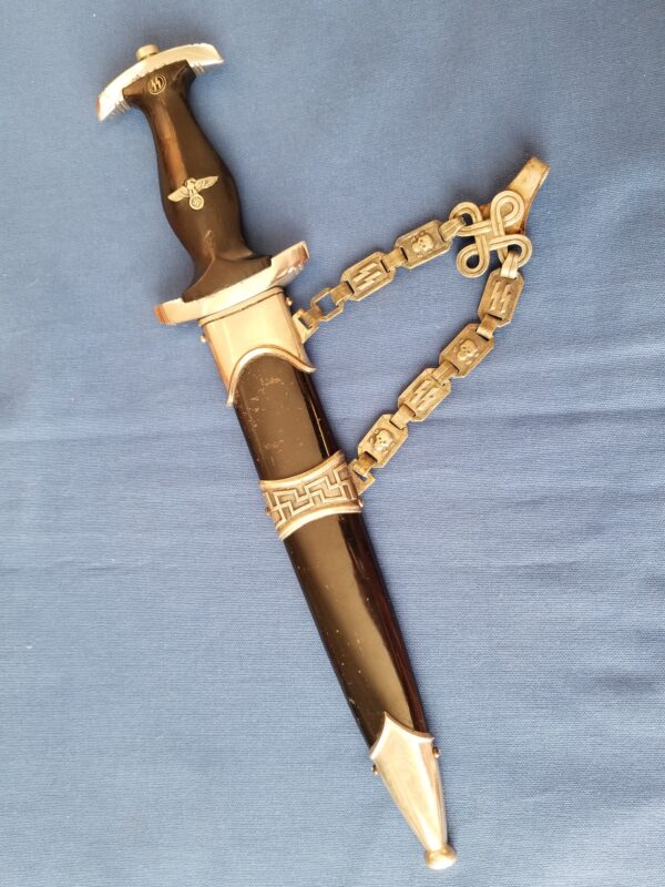 1936 Chained SS Dagger (32800)
