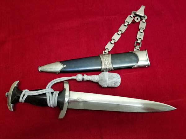 Early Chained SS M33 Dagger by Boker with Portepee (32817) - Image 4