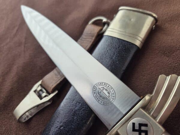 DLV Flyers Knife by Paul Weyersberg with Hanger (32819) - Image 15