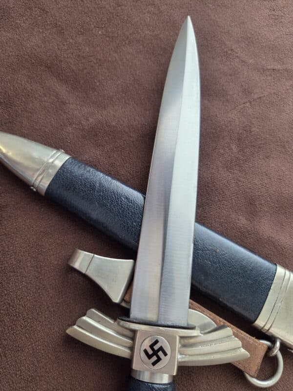 DLV Flyers Knife by Paul Weyersberg with Hanger (32819) - Image 13