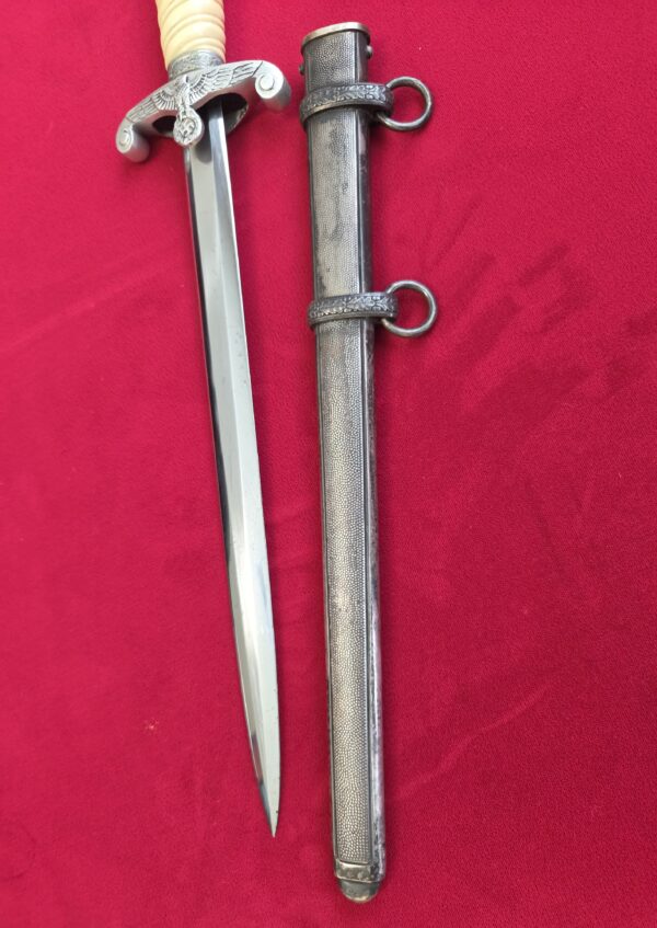 Army Dagger by E. Pack (32842) - Image 3