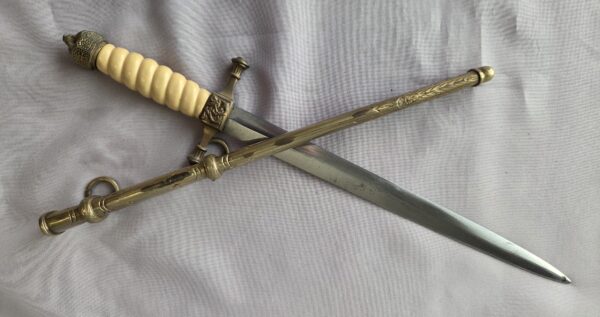 Imperial Naval School Pilot's Harbor Pilot's Dagger (32857) - Image 5
