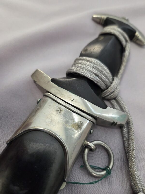Early SS Dagger by Gottlieb Hammesfahr with Portepee (32880) - Image 4