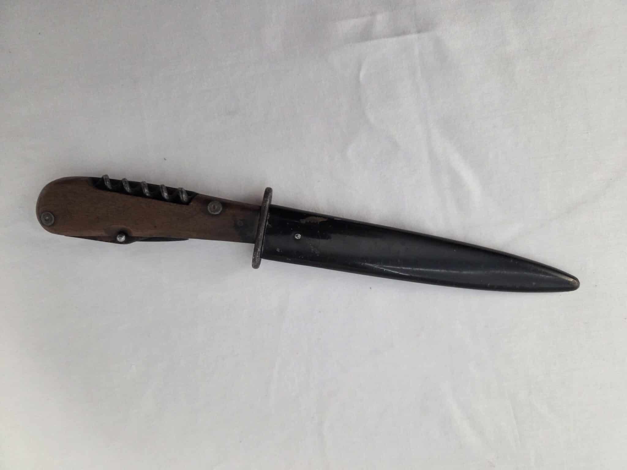 German WWII Machine Gunner “Werkzeugmesser” Utility Tool by Puma (32888)