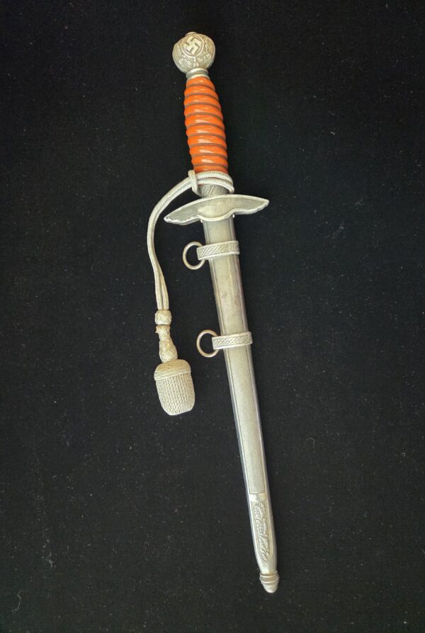 2nd Model Luftwaffe Dagger by Alcoso with Portepee (33005) - Image 2