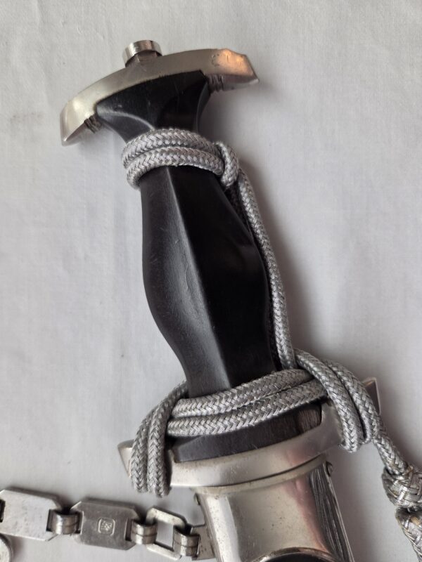 1936 Chained SS dagger with Portepee in Presentation Case (33035) - Image 11