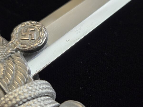 Army Officers Dagger by F. W. Holler with Pommel and Hangers (33041) - Image 19