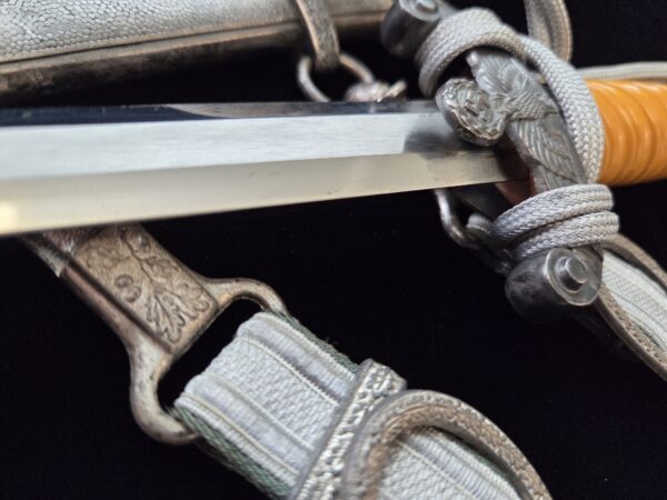 Army Officers Dagger by F. W. Holler with Pommel and Hangers (33041) - Image 11