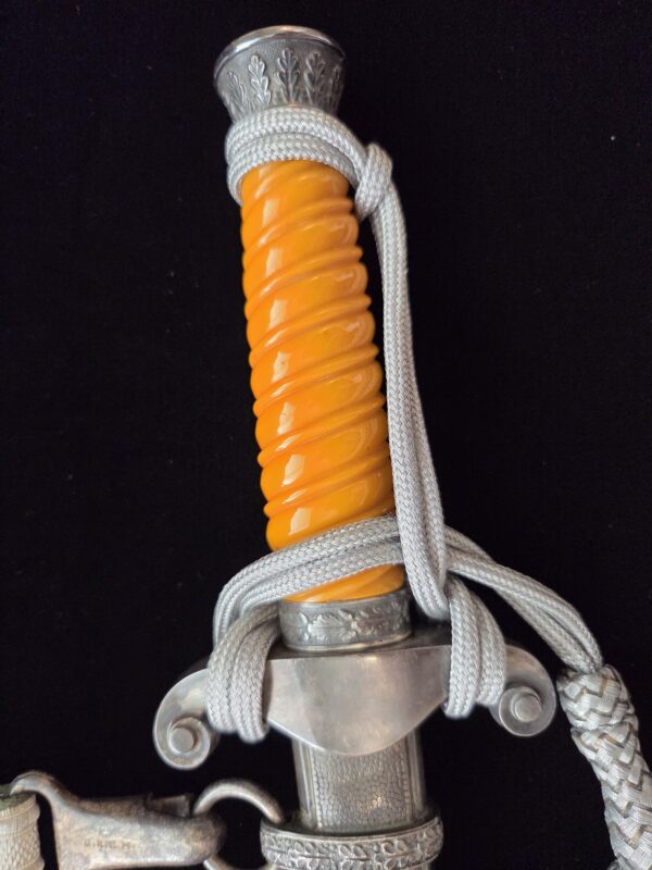 Army Officers Dagger by F. W. Holler with Pommel and Hangers (33041) - Image 8