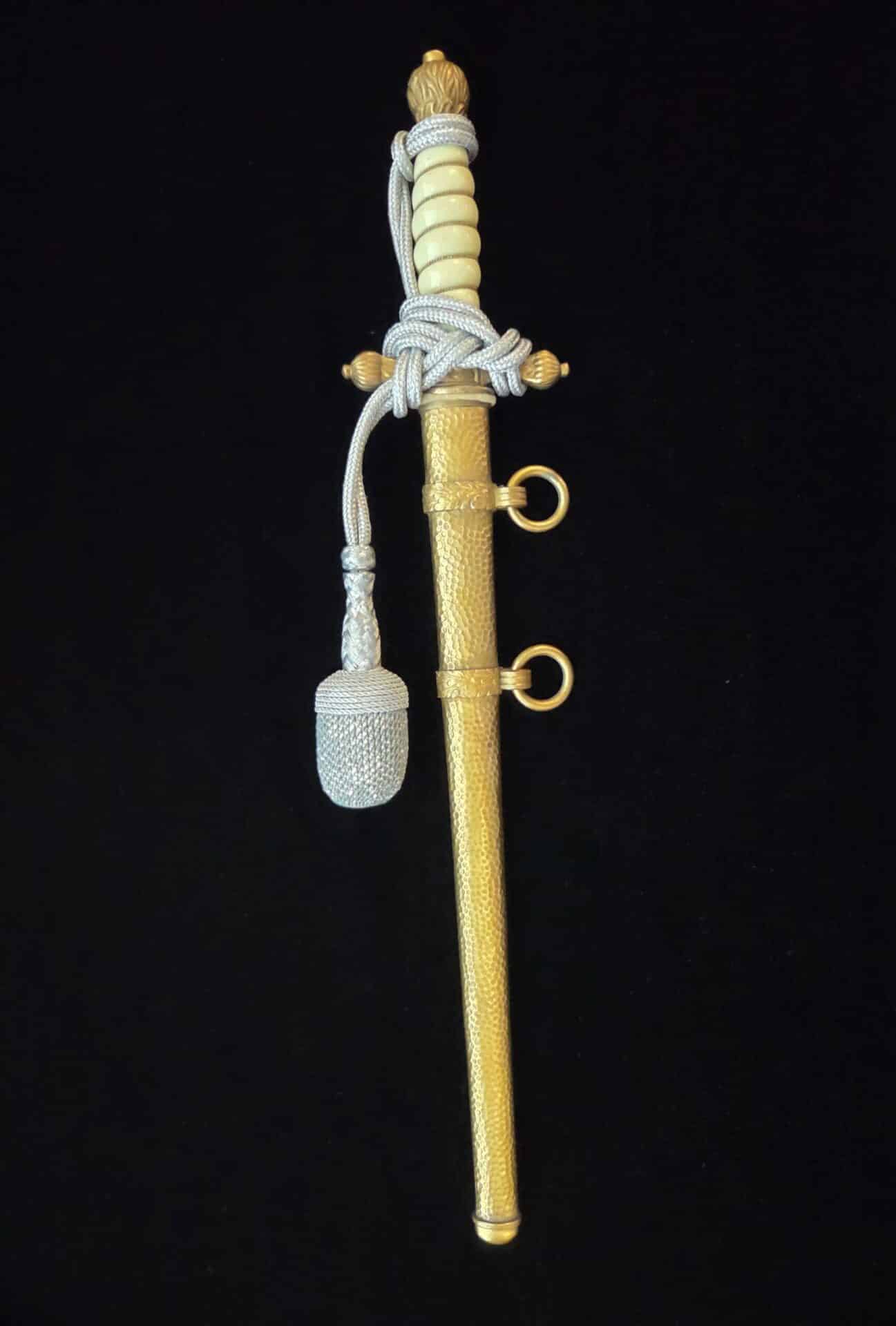 Imperial Naval Officer Dagger by E & F Horster with Portepee (33044)