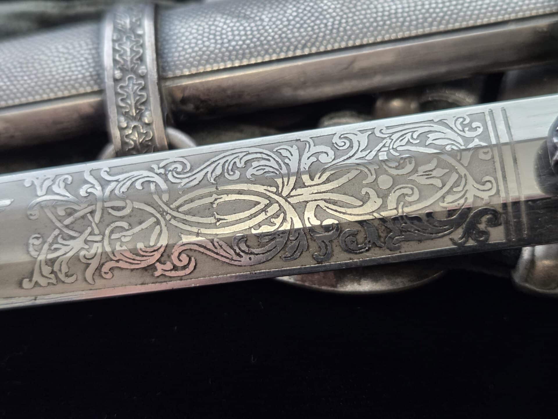 Army Officers Dagger with Voos Double Etched Blade and Deluxe Hangers (33054) - Image 18