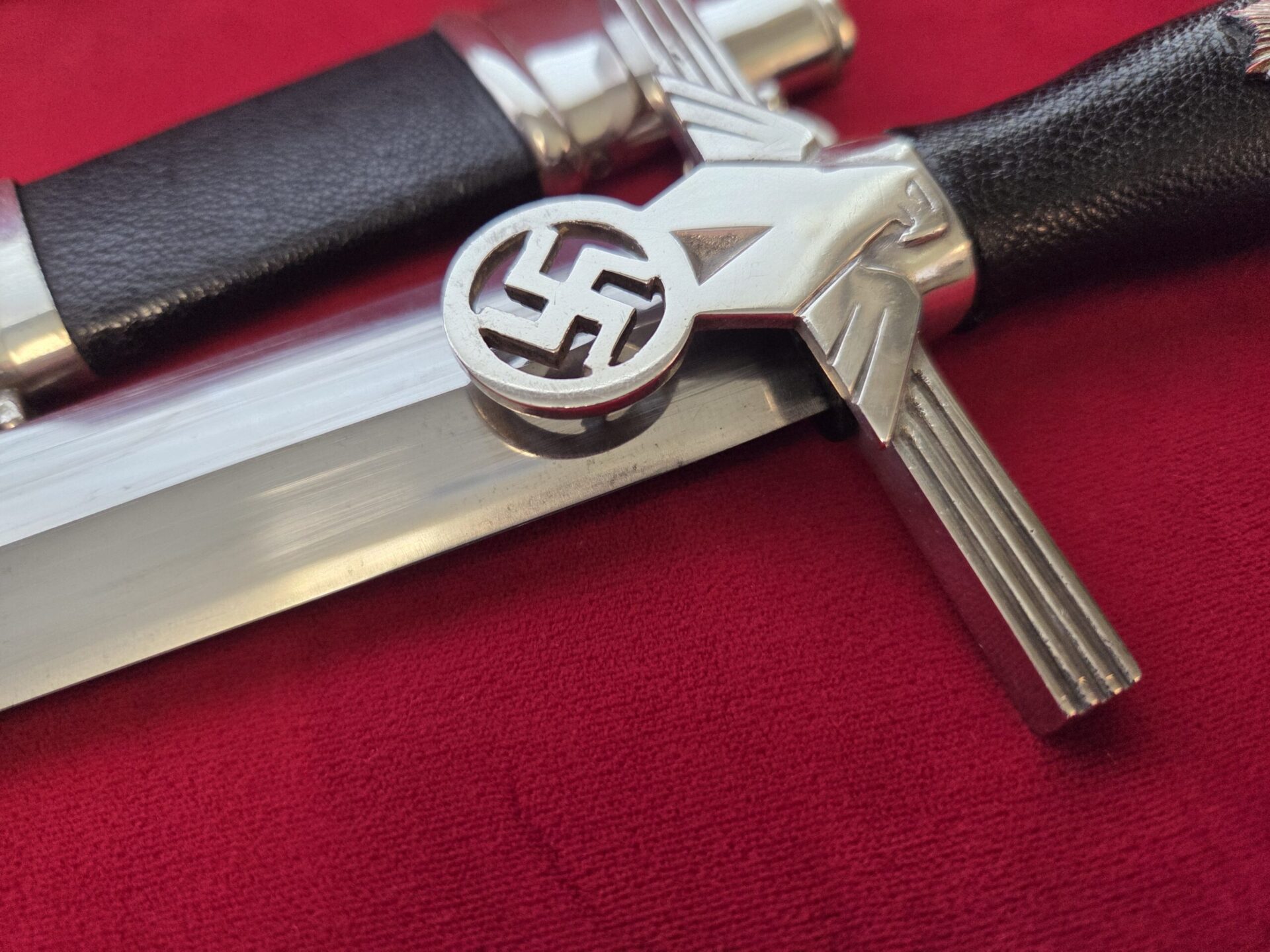 2nd Model RLB Leader’s Dagger by Paul Weyersberg & Hangers (33057) - Image 13