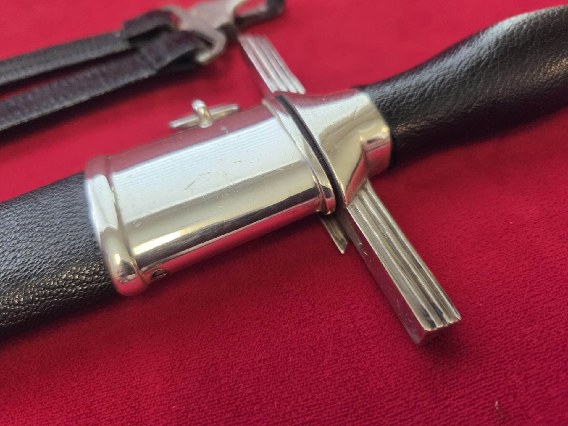 2nd Model RLB Leader’s Dagger by Paul Weyersberg & Hangers (33057) - Image 24