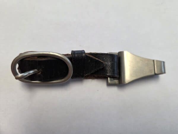 SS/NSKK Single Leather Hanger (31169)
