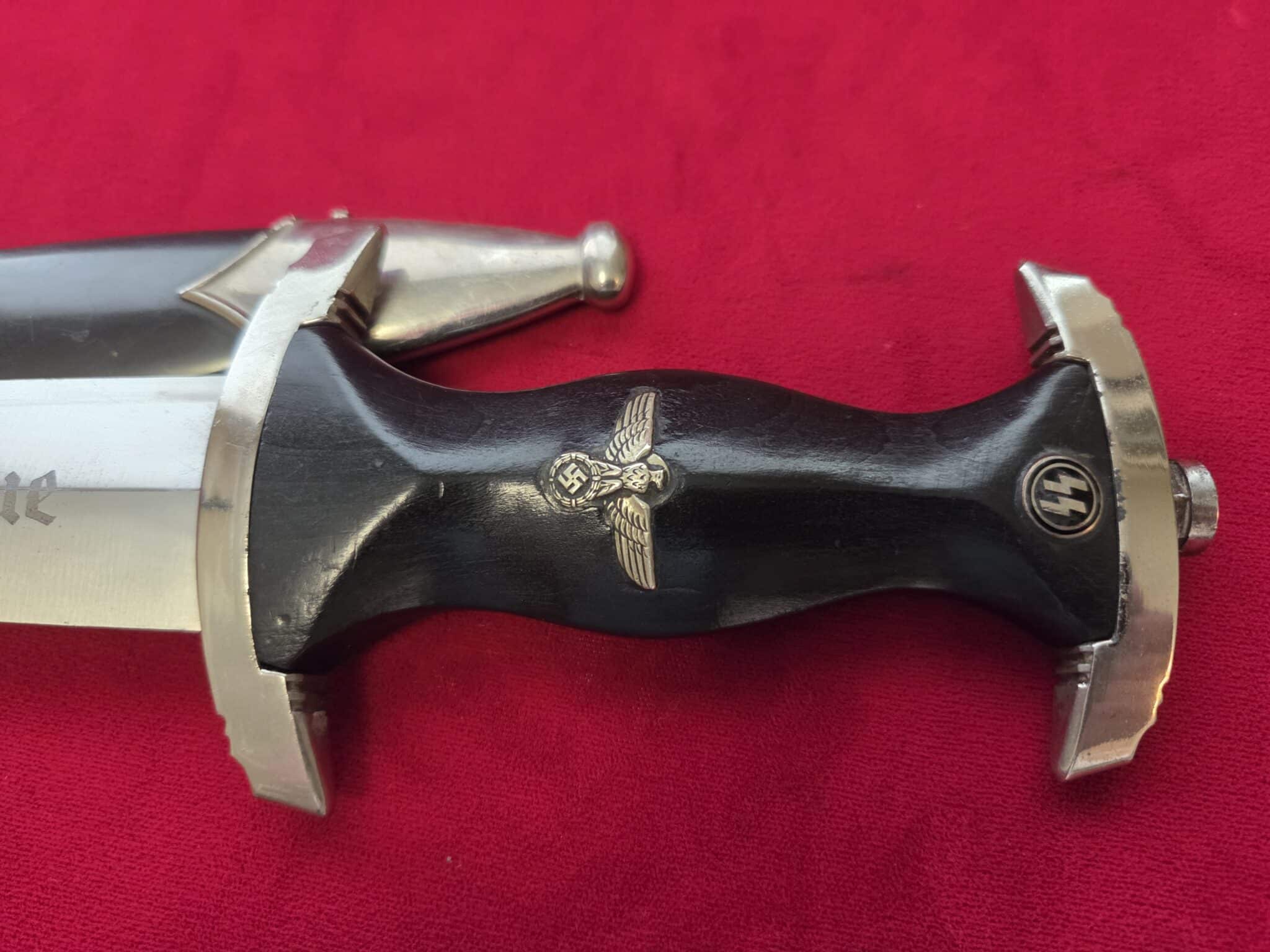 Late Model Chained SS Dagger (31855) - Image 5