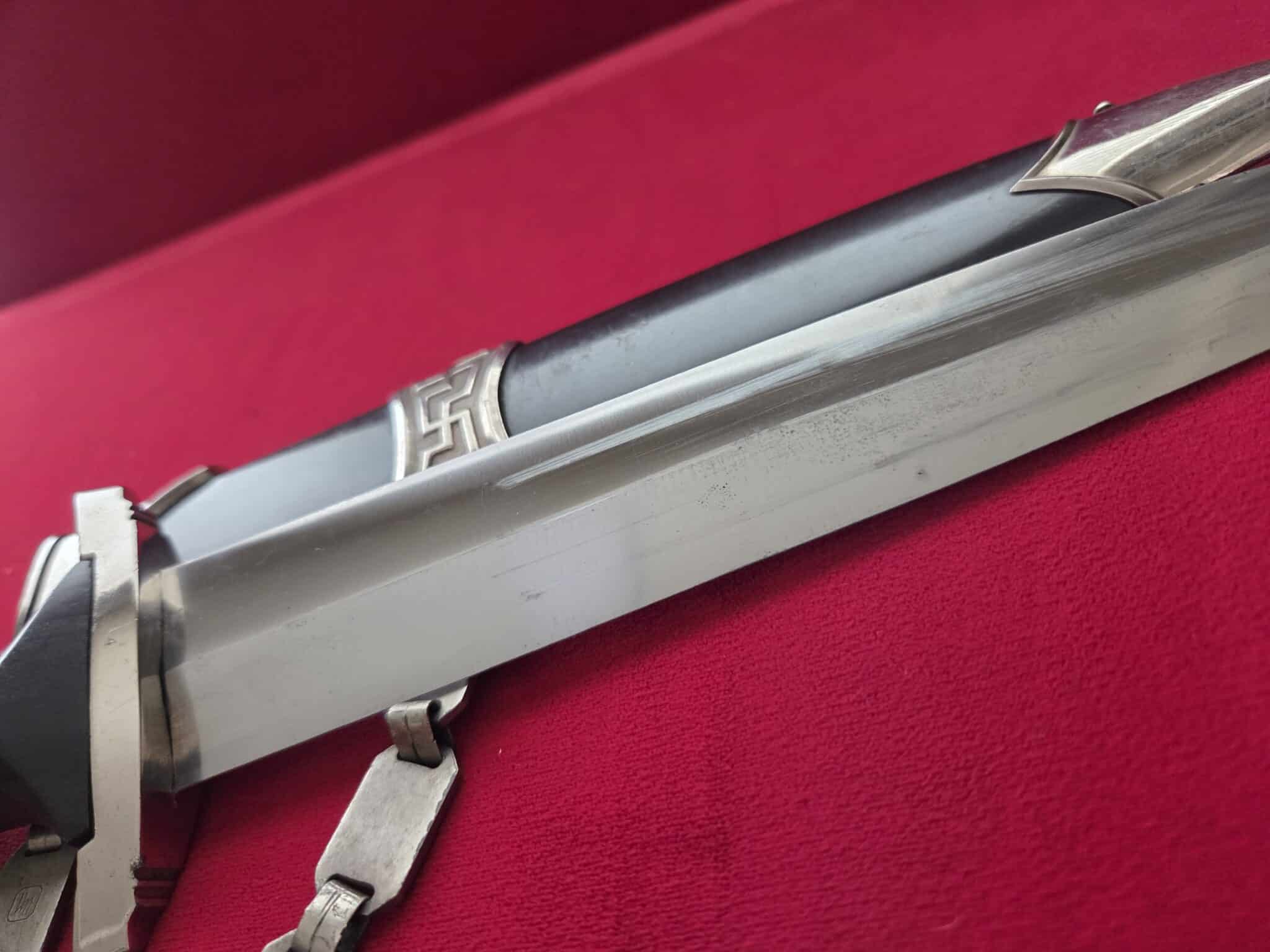 Late Model Chained SS Dagger (31855) - Image 15