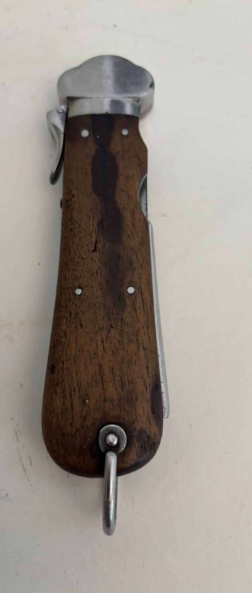 Gravity Knife by Paul Weyersberg (059)