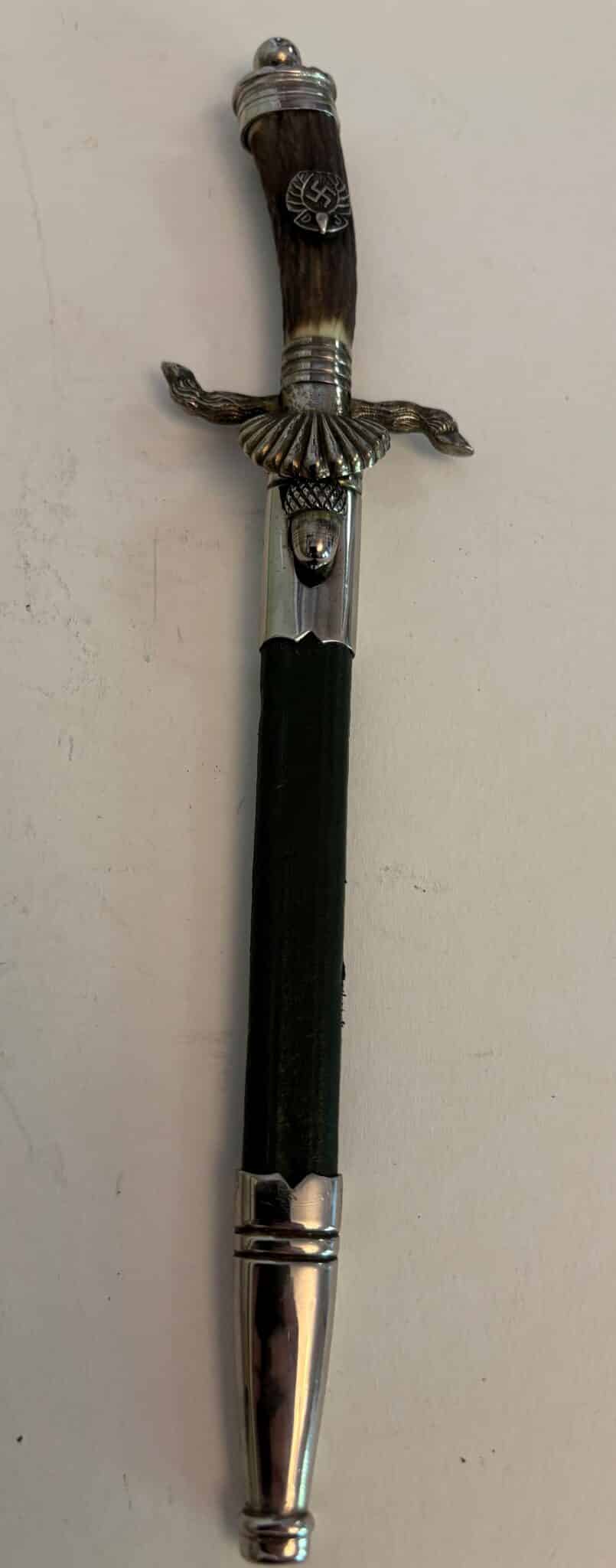 Miniature Hunting Association Dagger by Carl Eickhorn (042)