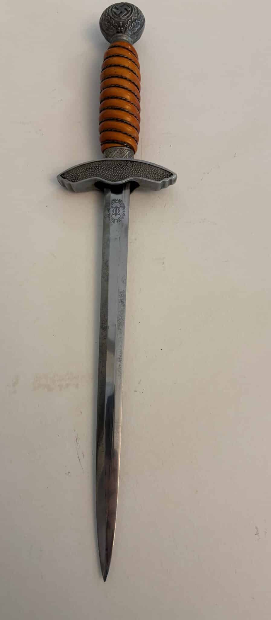 Rare Maker 2nd Model Luftwaffe Dagger by Rudolf Buchel (046) - Image 7