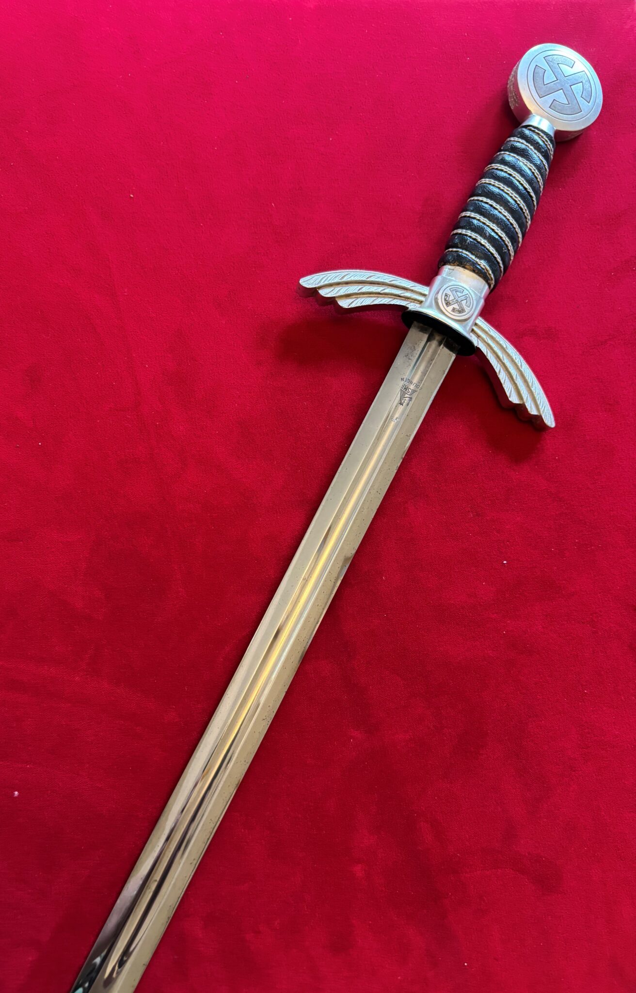 Luftwaffe Officer's Sword by SMF (106) - Image 3