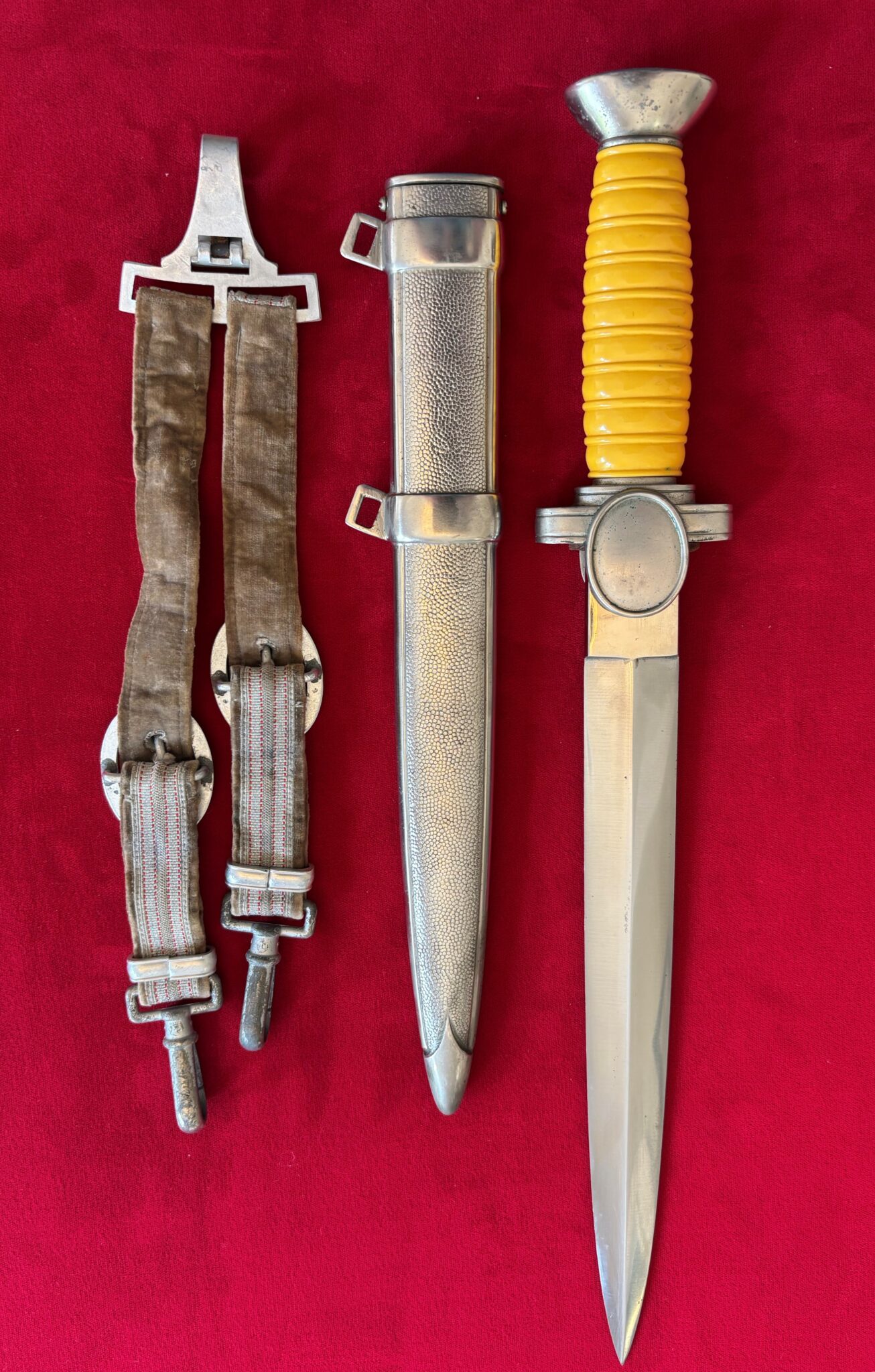 Red Cross Leader Dagger, No Maker, w/Hangers (067) - Image 7