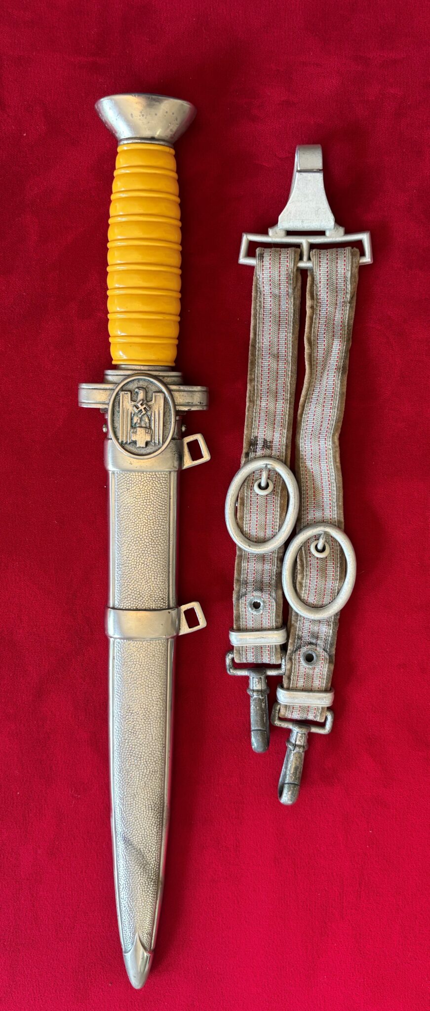Red Cross Leader Dagger, No Maker, w/Hangers (067)