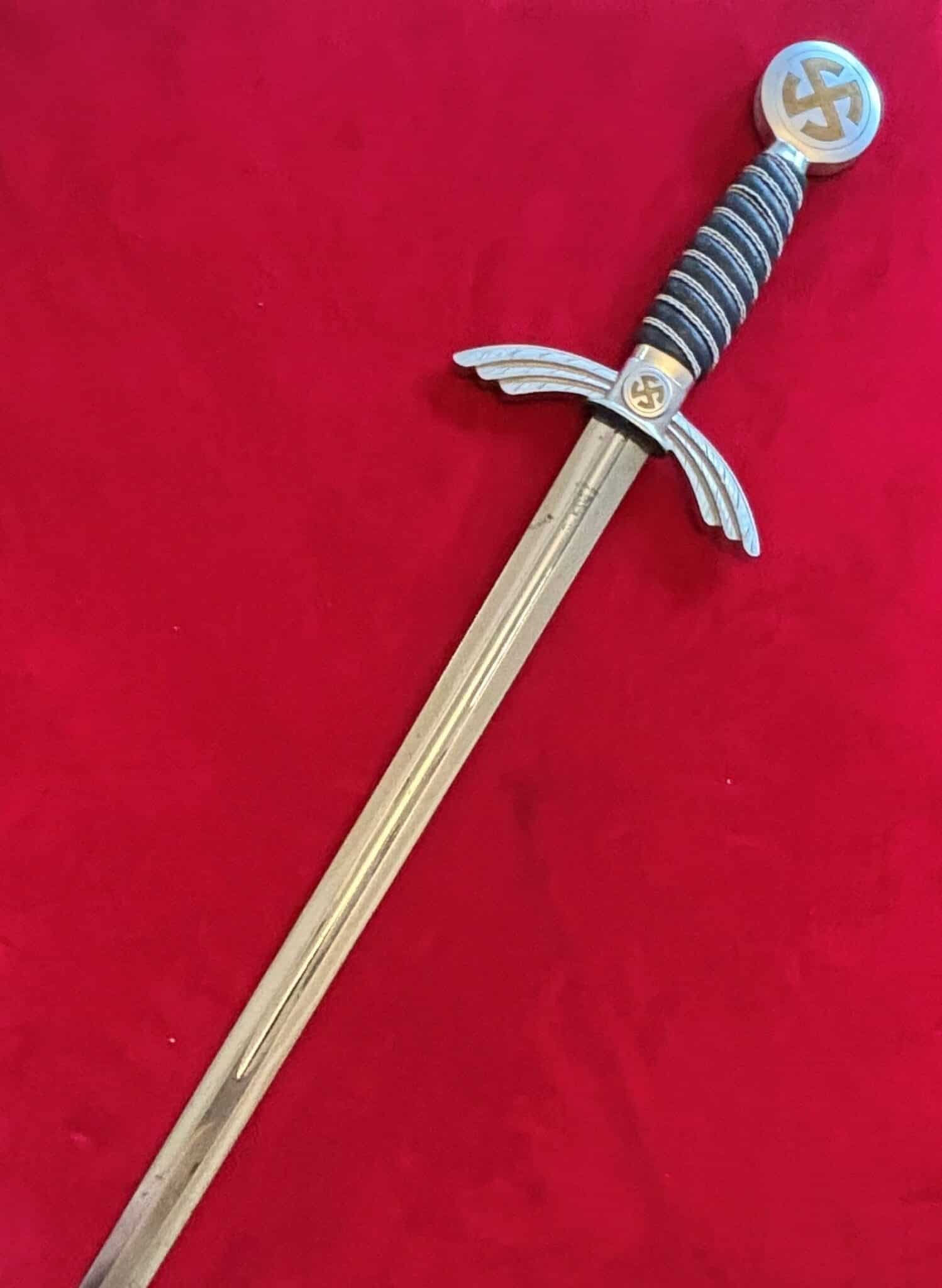 Luftwaffe Officers Sword by SMF (107) - Image 9