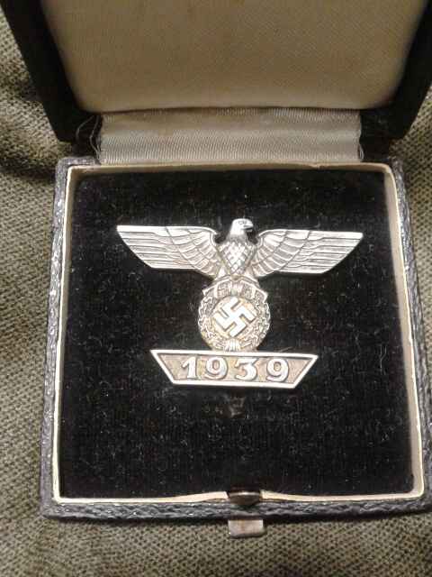 Cased 1939 Spange to the Iron Cross 1st Class (#24910)