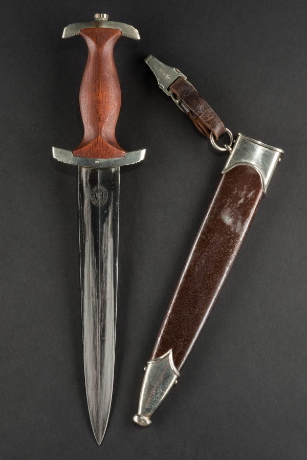 Early SA Dagger w/Engraved Presentation Scabbard Fitting (#27033)