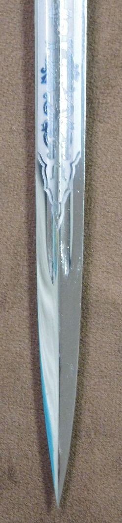 2nd Model Navy Dagger w/hangers and portepee (#27409)