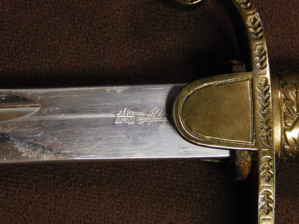 Army Dove Head Sword (#27829)