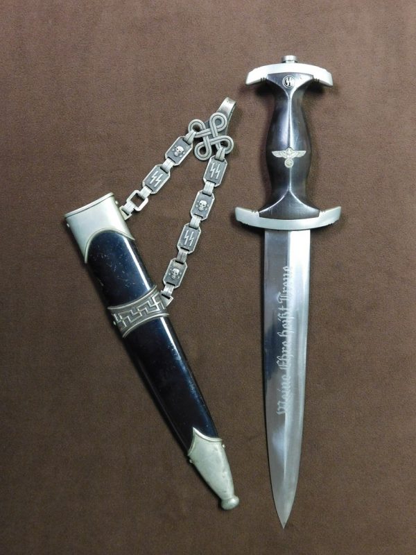 Model 1936 “Chained” SS Dagger (#27859)
