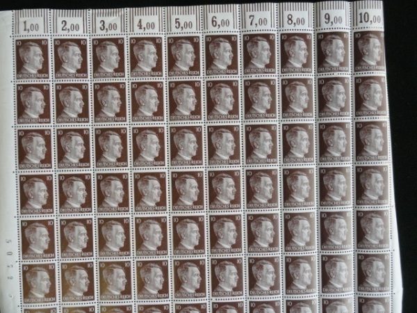 “Deutsches Reich” Stamps (#27950)