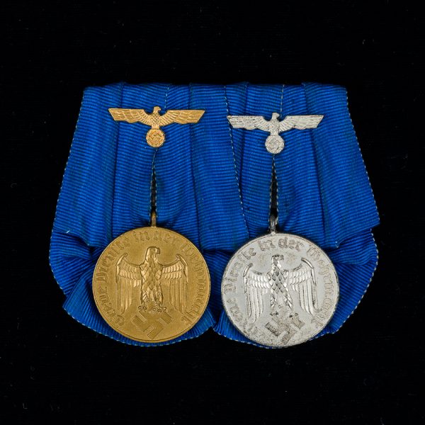 Third Reich Parade-Mount Medal Bar w/2 Decorations (#29123)
