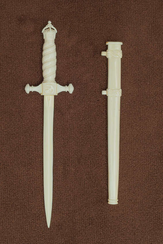 Miniature Ivory Imperial Navy Dagger (#29164)