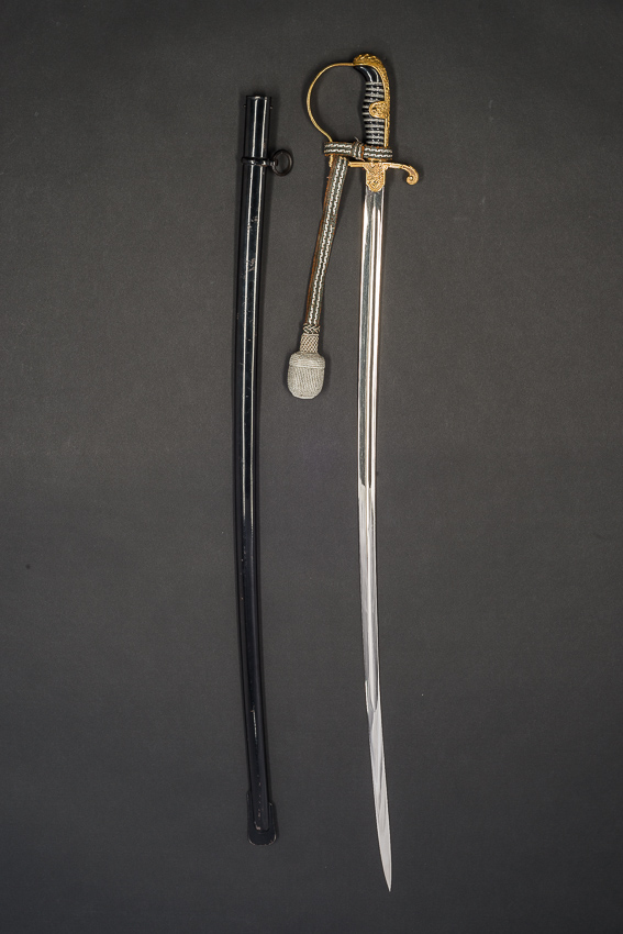 “Wrangel” Model 1693 Field Marshal Series Dove Head Sword (#29166)