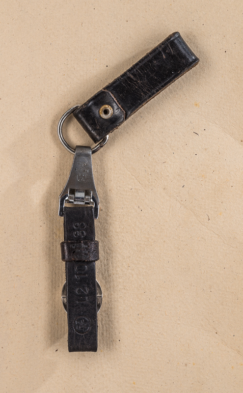 SS Leather Dagger Hanger & Belt Loop (#29183)