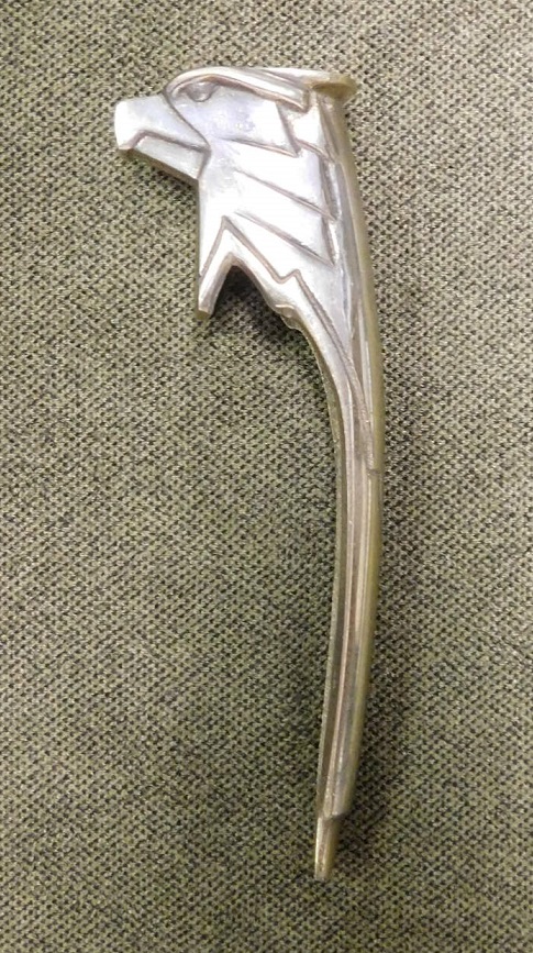 Diplomatic/Government Official Dagger Eagle-Head Pommel and Backstrap (#29329)