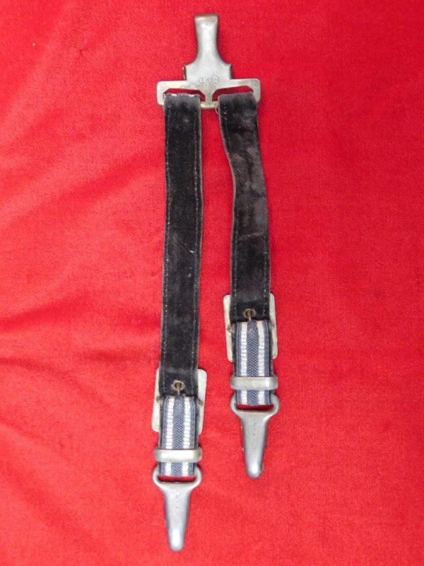 Deluxe 2nd Luftwaffe Dagger Hangers (#29423)