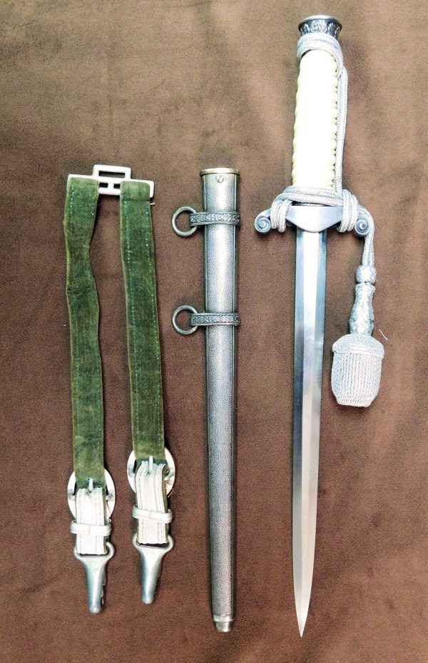Army Officer Dagger w/White Grip and Hangers (#29466)