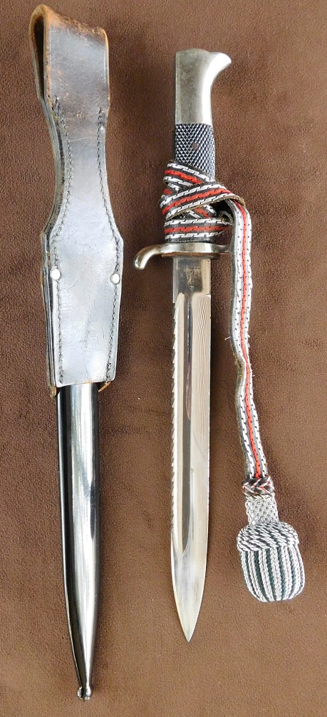 Long Fire Official’s Bayonet w/Sawtooth Blade, Frog, and Portepee (#29566)