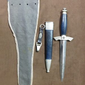 DLV Flyer’s Knife w/Hanger & RARE Original Felt Storage Bag (#29648)  
