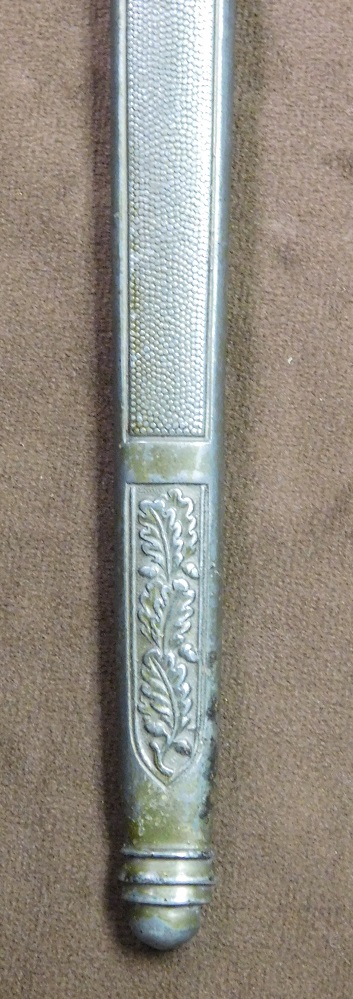 2nd Model Luftwaffe Dagger w/”Voos” Pattern Double-Etched Blade (#29657)