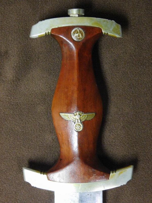 Early NSKK Dagger (#29683)