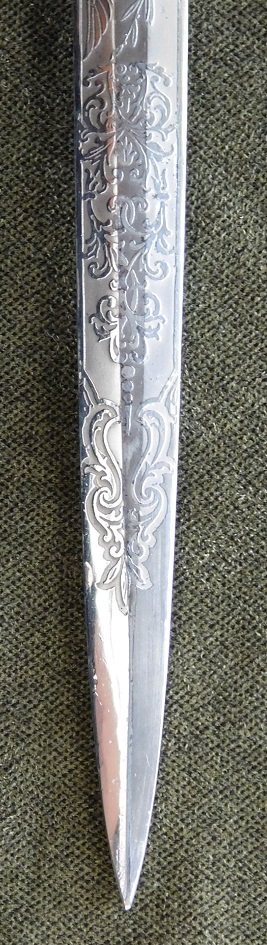 2nd Model Luftwaffe Dagger w/Ivory Grip & Double-Etched Blade (#29740)